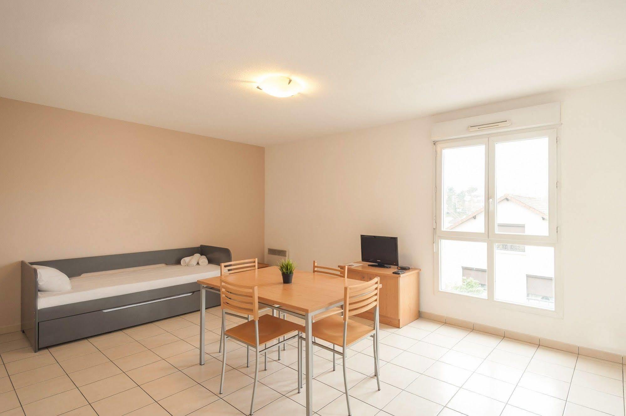 City Residence Marne-La-Vallee-Bry-Sur-Marne Noisy-le-Grand Exterior photo